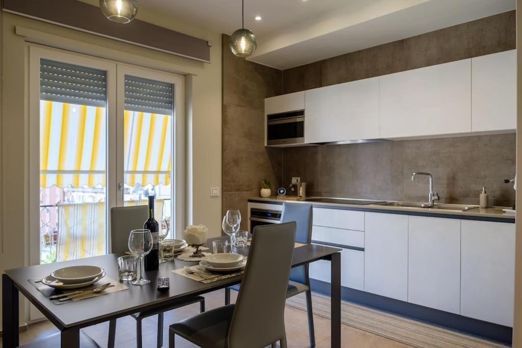 Caruso Luxury Apartment Nápoles Exterior foto